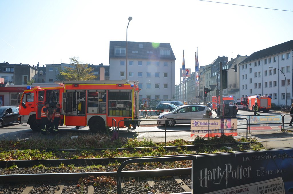 VU Koeln Ehrenfeld Vogelsangerstr Melatenguertel P6045.JPG